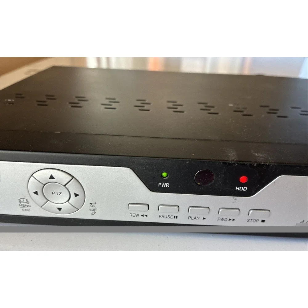 Zmodo 4-Channel Digital Video Recorder Model: D9104BH Used (AA)